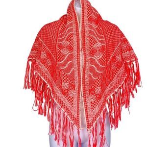 Vintage.70s Womens Red White 100% Acrylic Triangle Fringed Shawl Wrap Japan